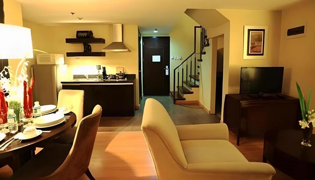 Lancaster Hotel Manila Mandaluyong Екстериор снимка